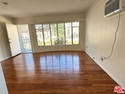 Photo - 3947 Prospect Ave