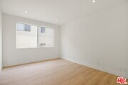 Photo - 10630 Wilkins Ave