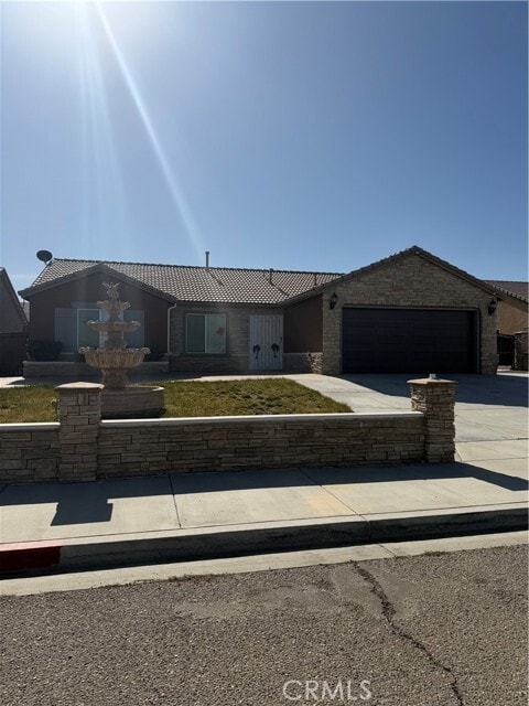 Building Photo - 13939 Little Park St