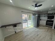 Photo - 670 W 2nd St