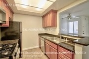 Photo - 16377 Lakeshore Dr House