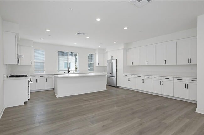 Photo - 6130 Village Way Townhome
