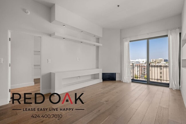 Building Photo - 8811 Burton Way Unit 204 Rental