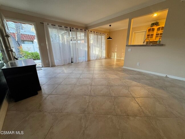 Photo - 2853 Instone Ct