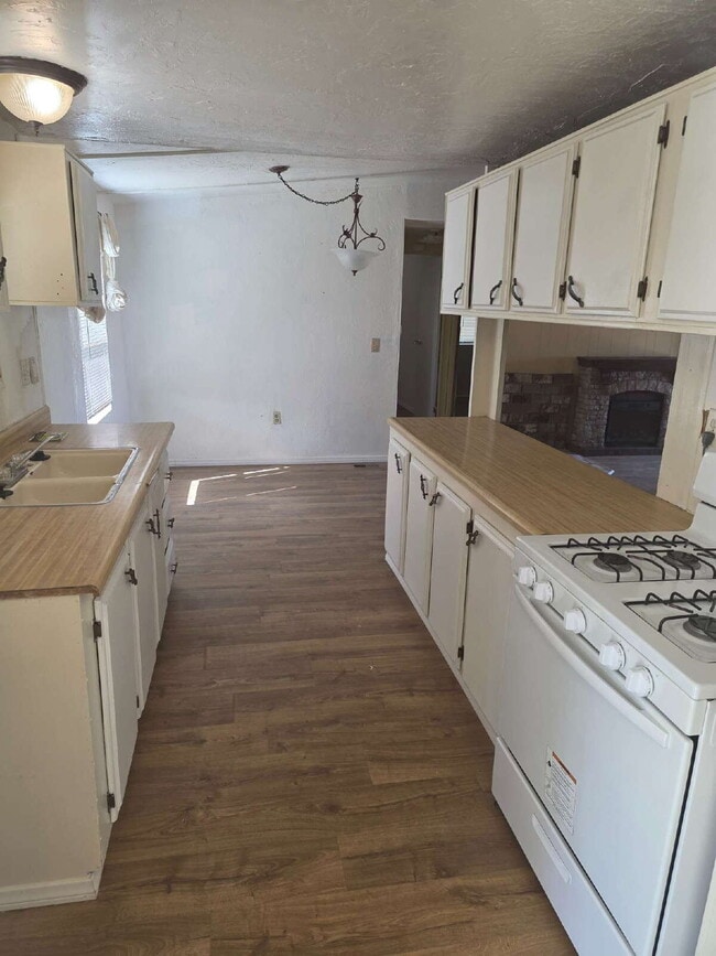 Photo - 9126 Milpas Dr