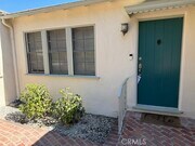 Photo - 1824 Oakwood Ave