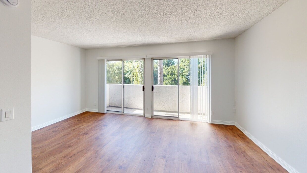 3D Tour - Regency Detroit Apartments