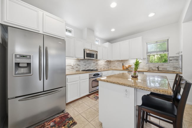 Photo - 1295 Blue Jean Way