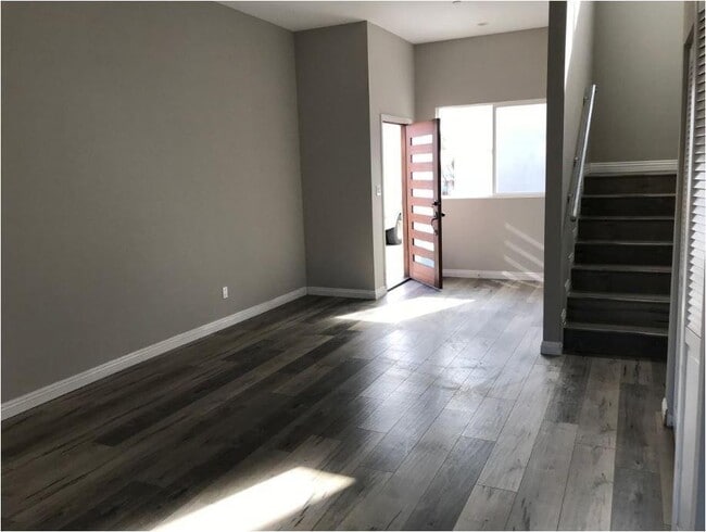 Photo - 107(1476) Unit 107 (1476)