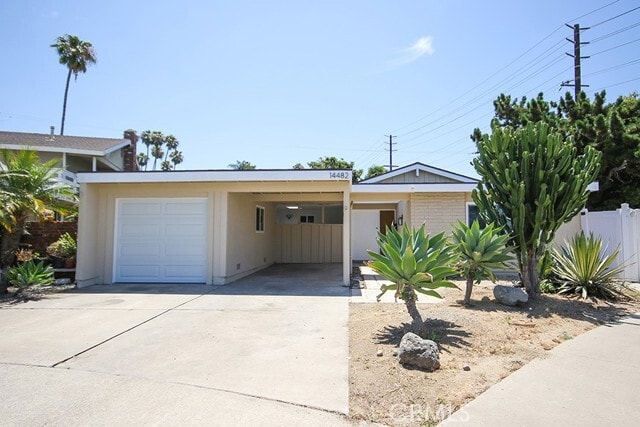 Building Photo - 14482 Grassmere Ln