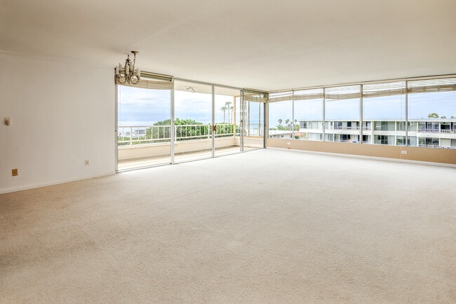 Photo - 32709 Seagate Dr Unit 307 G