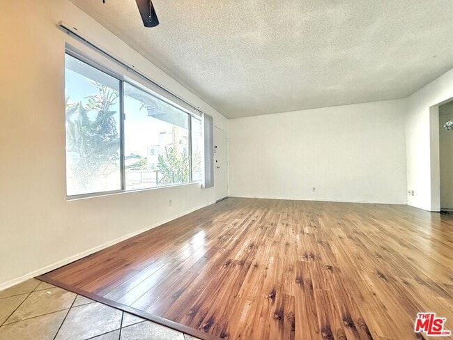 Photo - 127 Loma Vista St Unit 4