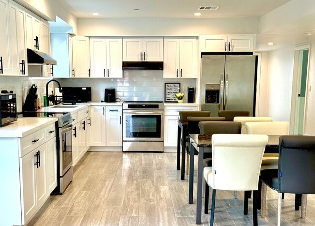 Photo - 1597 W 37th St Unit 01