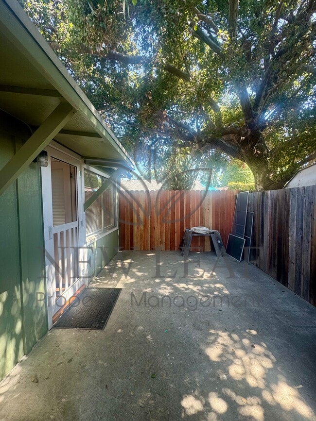 Photo - 221 E Whitcomb Ave