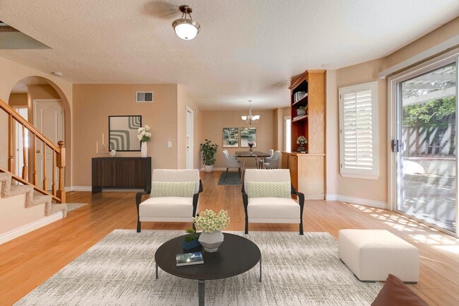 Virtually Staged - 12022 Falcon Crest Way