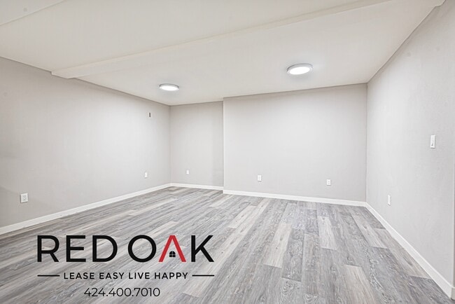 Photo - 8614 Woodley Ave Unit 109