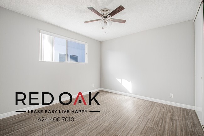Photo - 12737 Moorpark St Unit 12
