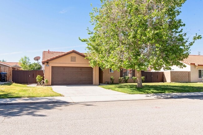 Photo - 4034 E Ave R