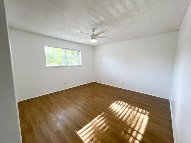 Photo - 460 Vista Ave Unit C