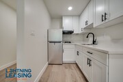 Photo - 428 S Venice Blvd Condo Unit 9D