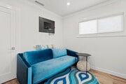 Photo - 11038 Blix St