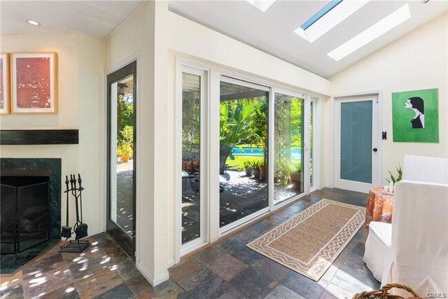 Photo - 5655 Katherine Ave