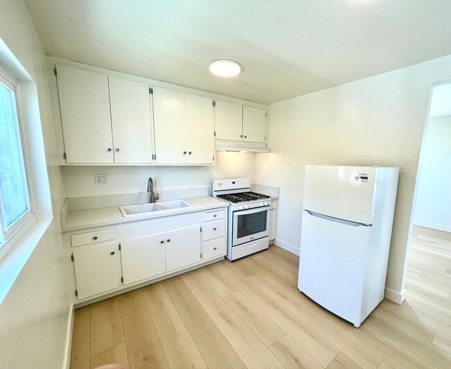 Photo - 5350 Smiley Dr Unit #3