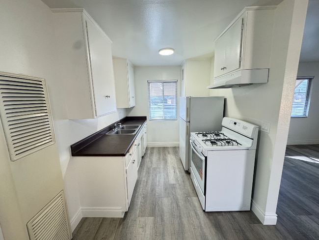 Photo - 1133 E Alosta Ave Unit #12