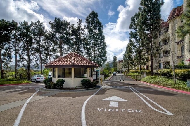 Photo - 5875 Friars Rd