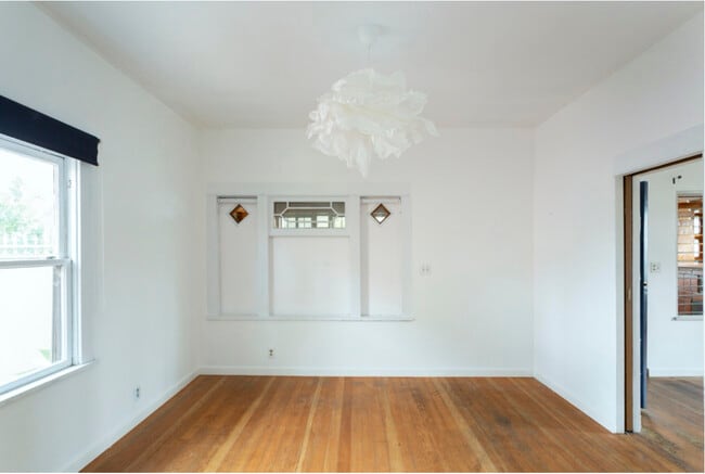 Master Bedroom without furniture - 804 Venice Blvd