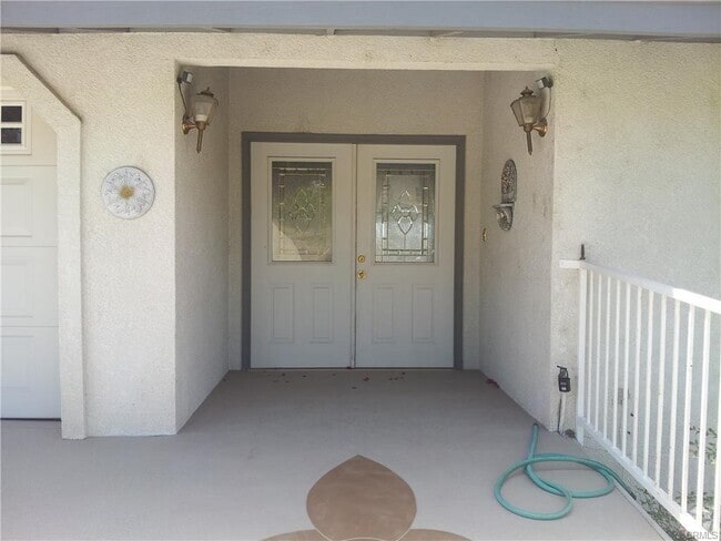 Building Photo - 22600 Inspiration Rental