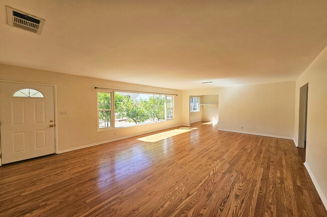 Photo - 3700 Glenwood Ave
