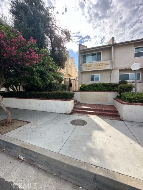 Photo - 7641 Reseda Blvd