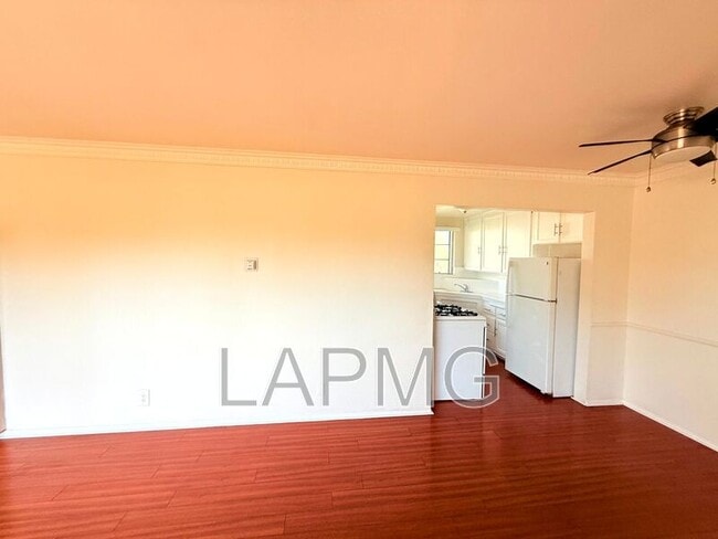 Building Photo - 655 N Manhattan Pl Rental