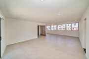 Photo - 145 S Maple Dr Apartment