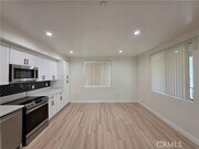 Photo - 14618 Sylvan St