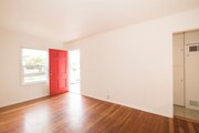 Photo - Charming 2 bed /1 Bath Duplex in Pacific Beach 8 Blocks From the Ocean! Unit 1475