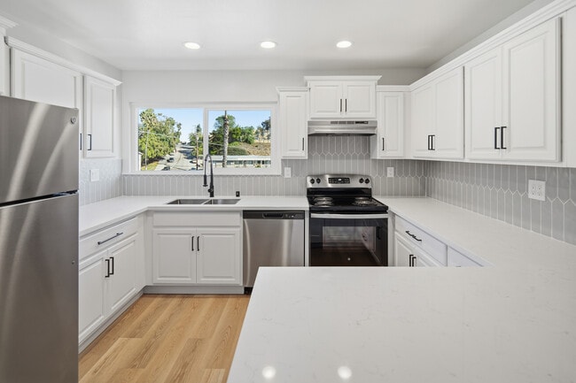 Building Photo - The Fletcher