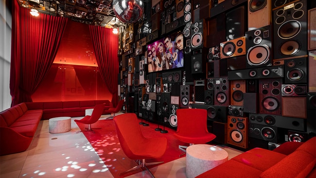 Recording studio and lounge - Modera Hollywood