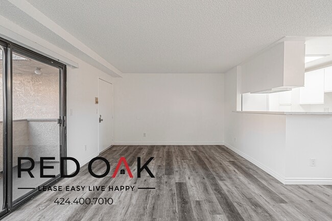 Photo - 11134 Arminta St Unit 111