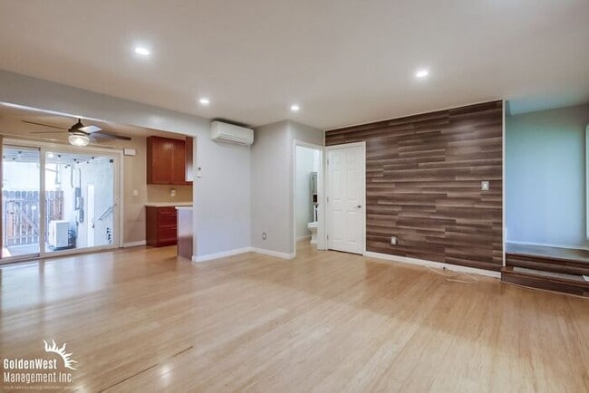 Photo - Cozy 2Bdm 1.5Ba Townhome with Modern Upgra...