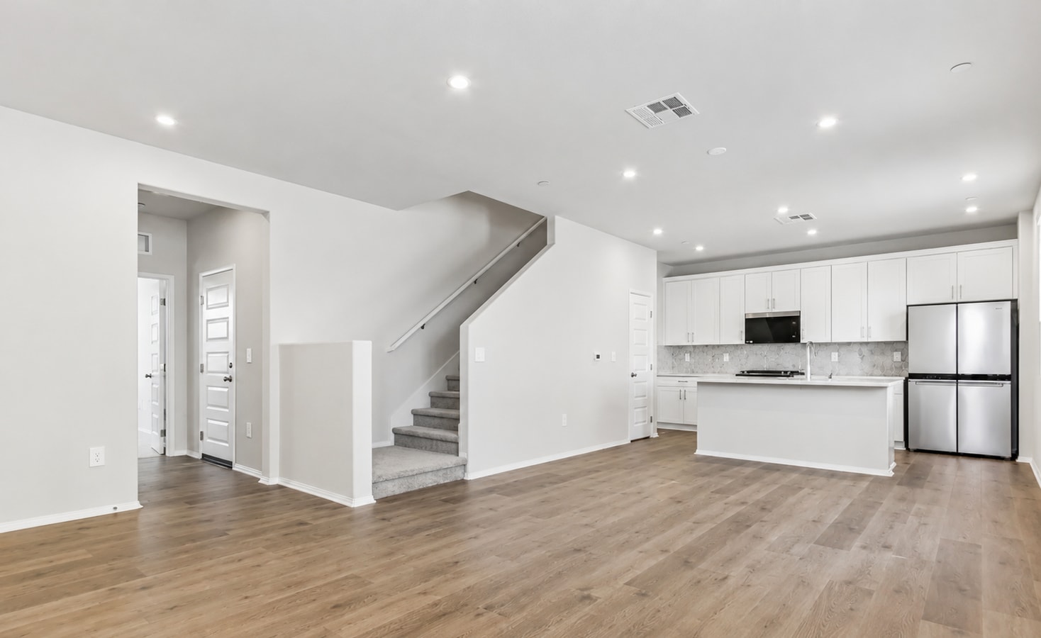Photo - Almost BRAND NEW 4 Bedroom House in Temecula for Rent