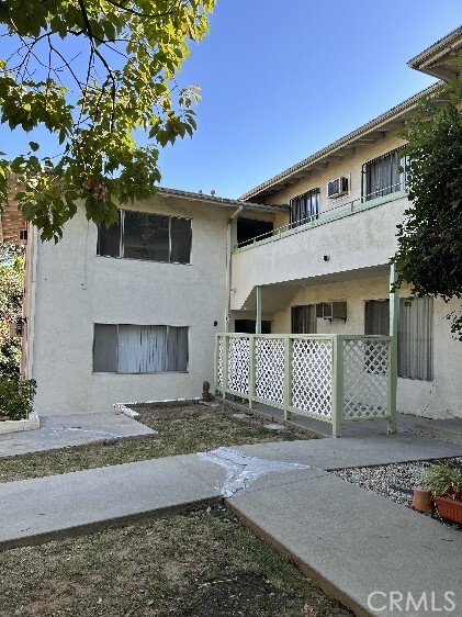 Building Photo - 890 W El Repetto Dr Unit E