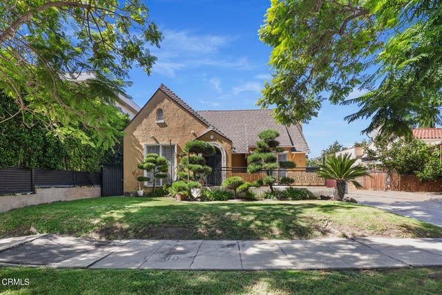 Photo - 649 S Orange Dr House
