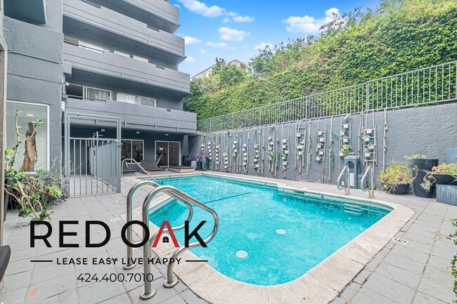 Photo - 939 Palm Ave Unit 401