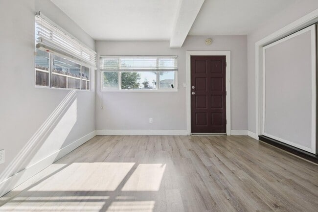 Photo - 8630 Stanmoor Dr