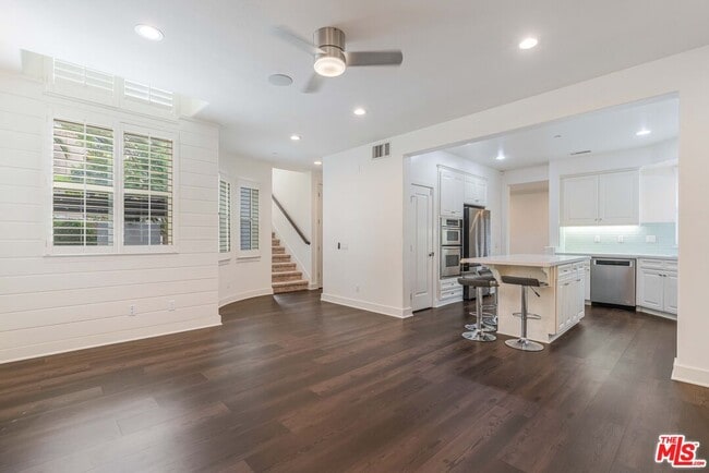 Photo - 5800 Seawalk Dr Unit 6