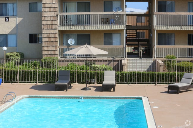 Pool - Hacienda Gardens