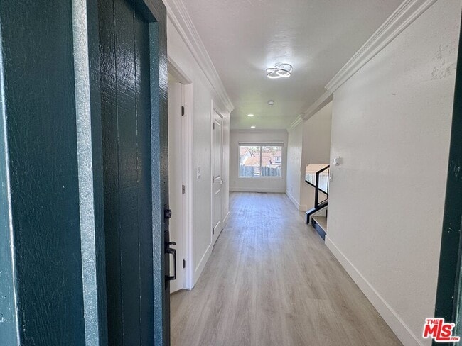 Photo - 2863 Carmar Way