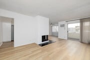 2BD, 2BA - 1,200SF - Living Room - 11810 Mayfield Ave